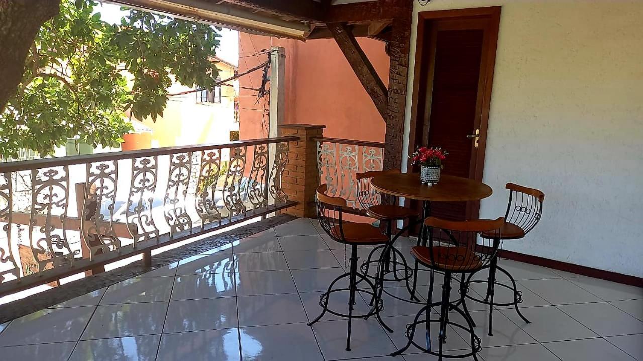 Bliss Hoteis Centro Búzios Exterior foto A balcony in the house of the writer, in the city of Salta, Argentina.